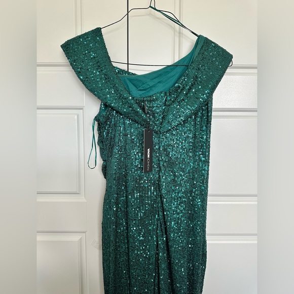 Never Worn Fashion Nova Dress - Picture 7 of 8